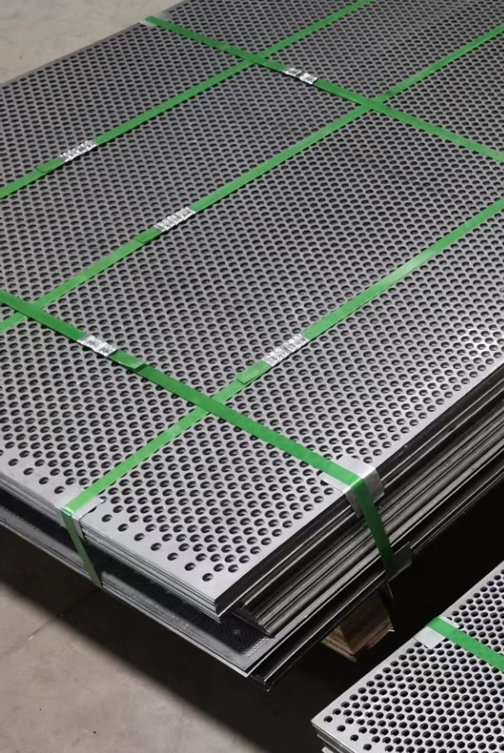 沖孔網、沖孔板、沖孔篩板:三者的區別與實際應用分析